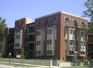 408 E Healey St, Champaign, IL 61820