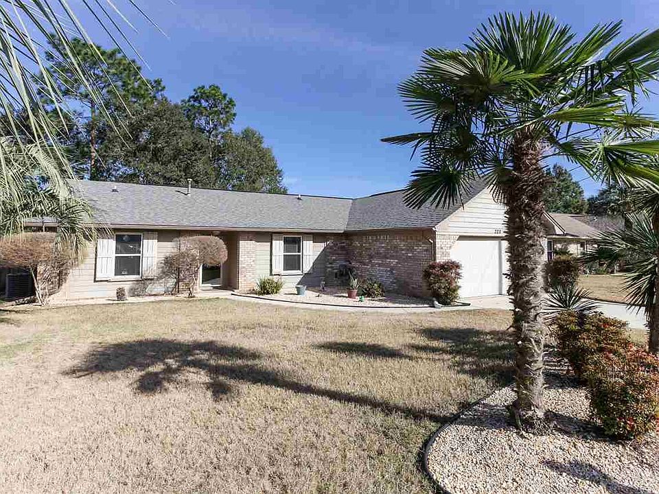 1st image of 220 Lakeland Ct