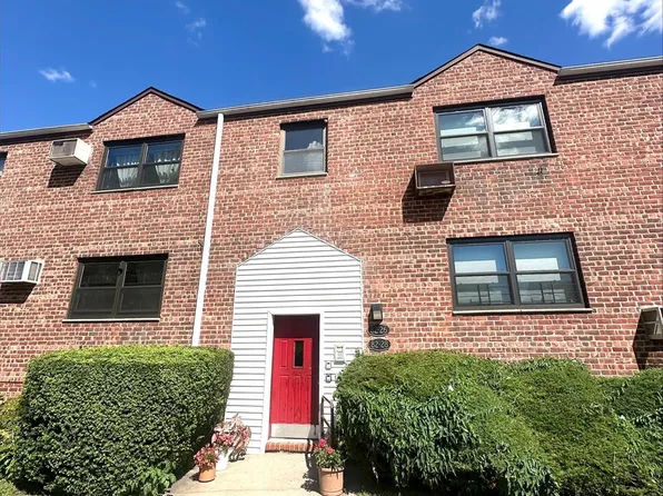 82-26 155th Avenue #2nd Level, Howard Beach, NY 11414