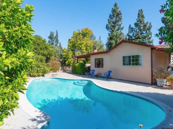 22825 Runnymede St, West Hills, CA 91307