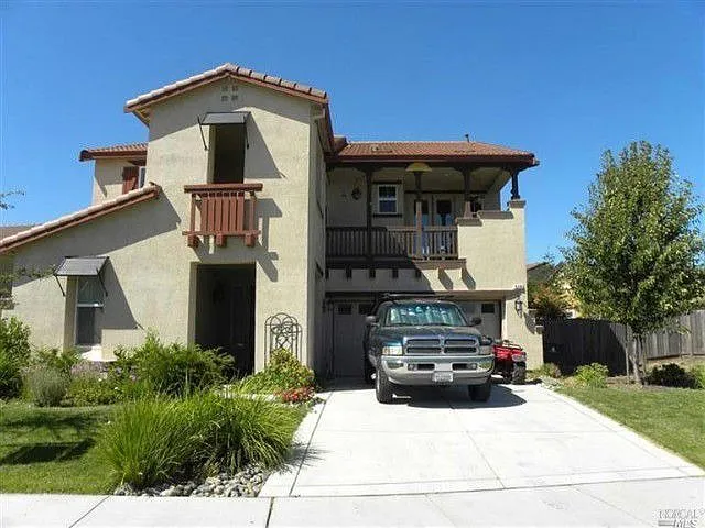 518 Canterbury Cir photo 1