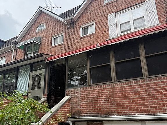 2nd image of 6111 Alderton St