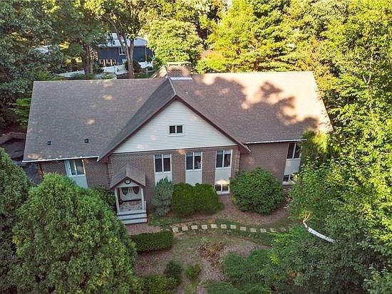 1st image of 41 Sweet Hill Dr