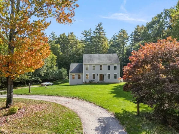 39 Stone Farm Road, Barrington, NH 03825