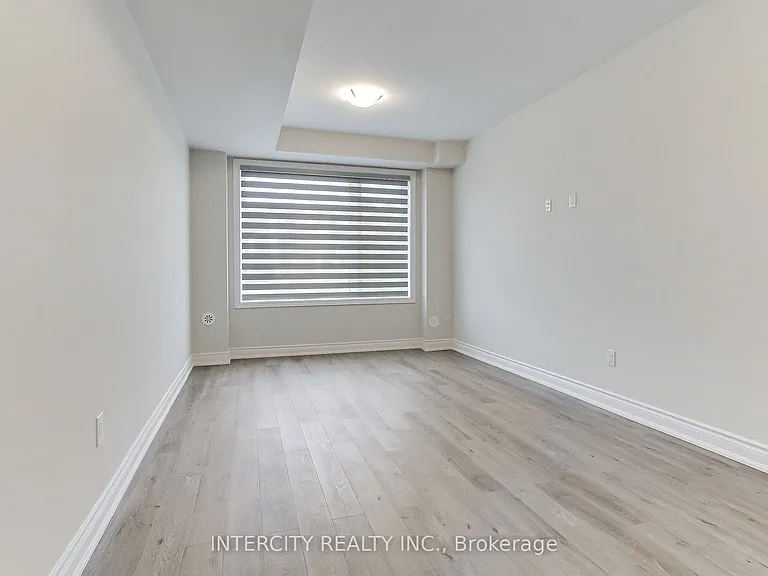 7 Adaskin Ave — Photo 8