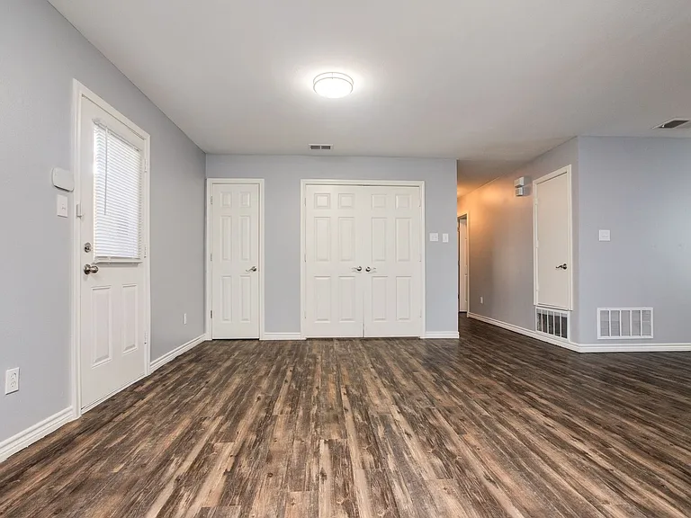 1008 Canal St — Photo 19