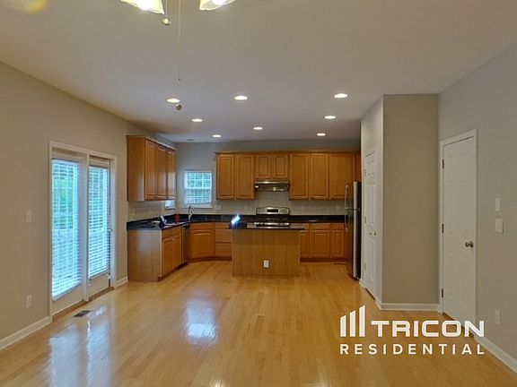 4th image of 27 Rockridge Dr