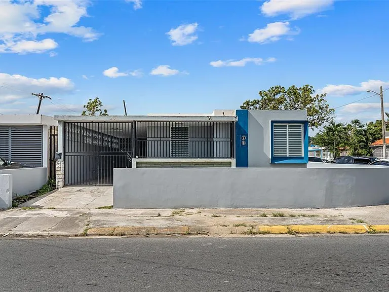 1210 Calle Maria Bustamante — Photo 2