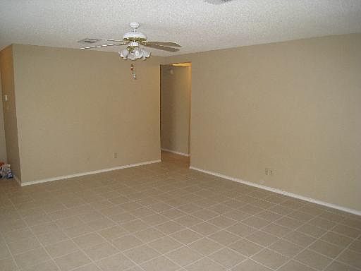 4th image of 16422 Blanco Ky