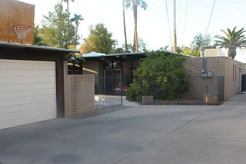 1st image of 2027 E Mitchell Dr