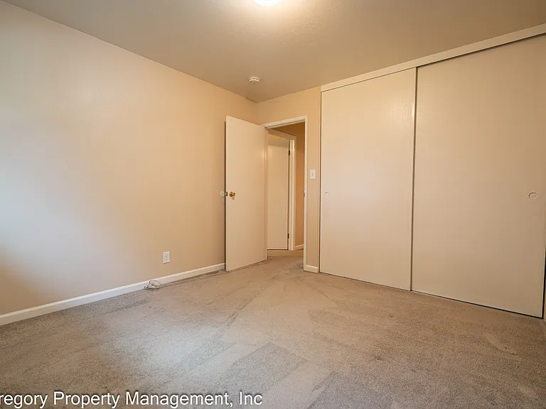 1815 Central Ave #202 — Photo 14