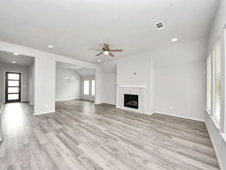 859 Sarasota Shore Dr — Photo 9