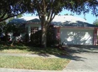 1715 Palomino Dr, Tarpon Springs, FL 34689