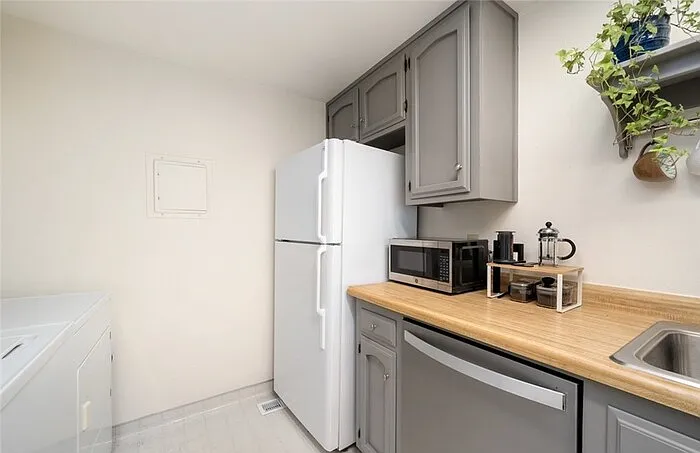 3335 Broad St #3335 — Photo 5
