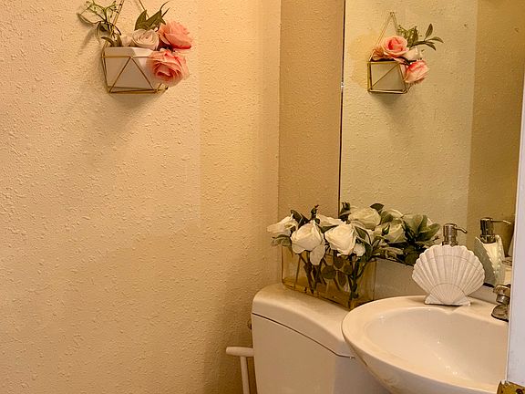 4th image of 4217 S Semoran Blvd APT 1