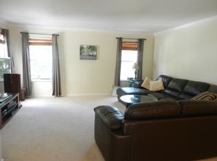 434 Pleasant Valley Dr, Conshohocken, PA 19428