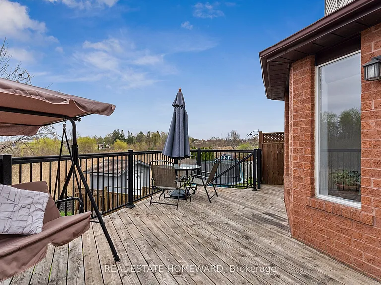 1117 Ashley Ct — Photo 36