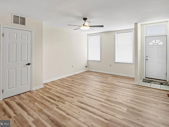 2nd image of 108 Middlesex St
