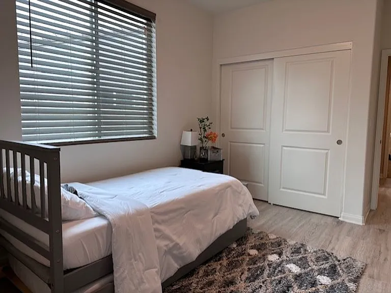 1327 Clasico Dr — Photo 13