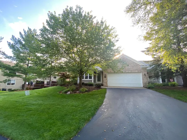 630 Abbey Mill Dr SE, Ada, MI 49301