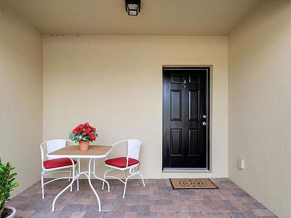 2nd image of 2223 Cypress Villas Dr