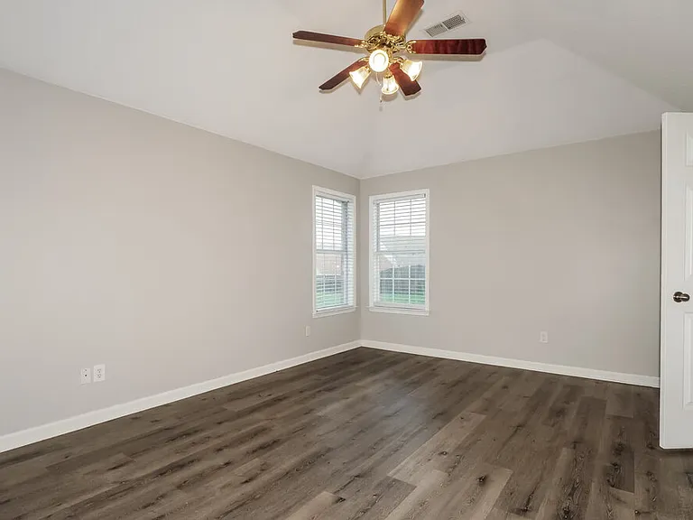 9775 Misty Bay Cv — Photo 9