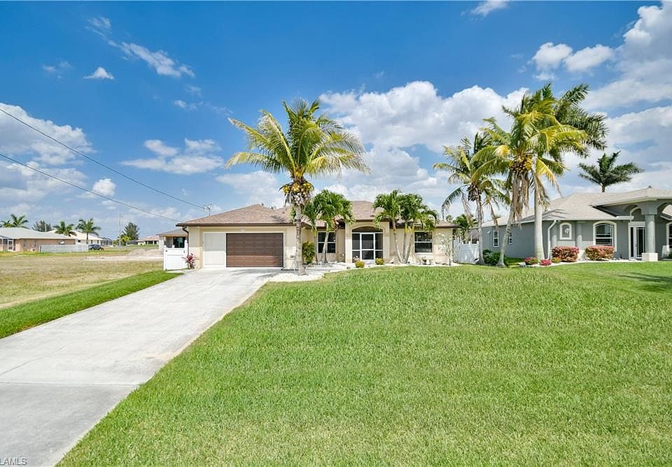1st image of 3105 Surfside Blvd