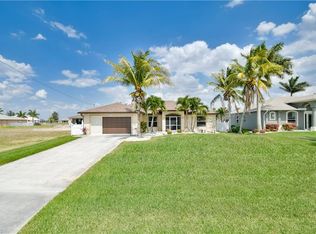 3105 Surfside Blvd, Cape Coral, FL 33914