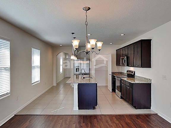 3rd image of 4117 Lindever Ln