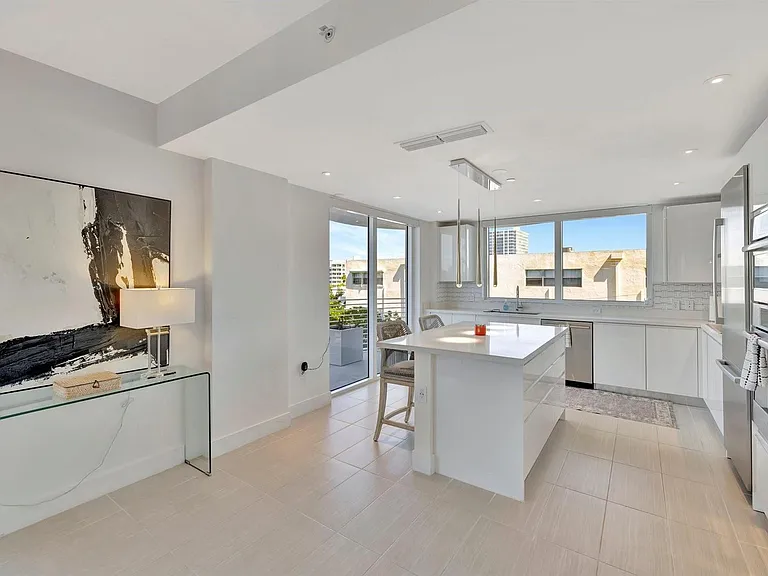 612 Bayshore Dr #301 — Photo 19