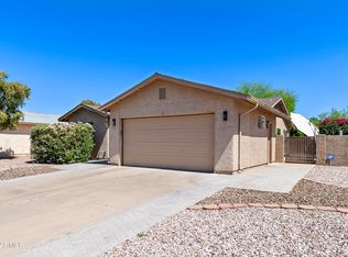 26613 S Eastlake Dr, Sun Lakes, AZ 85248