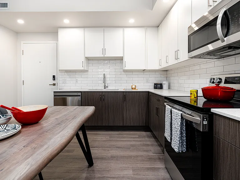 2815 109a St NW — Photo 33