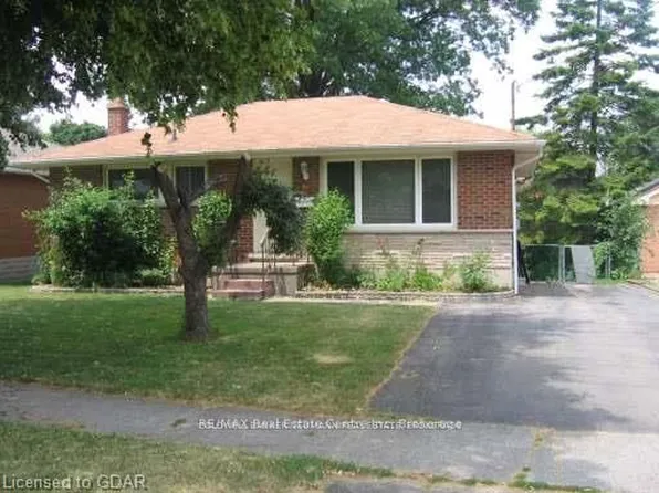 71 Cedar St #Basement, Guelph, ON N1G 1C4