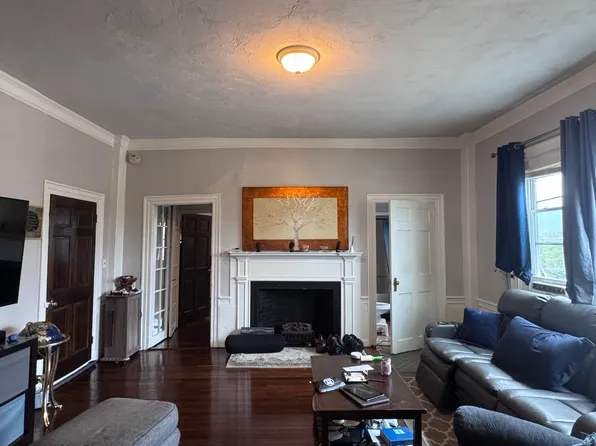 60 Summit St, Pawtucket, RI