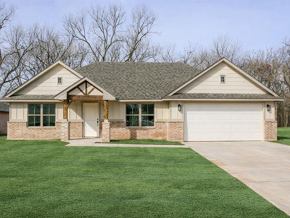 1st image of 120 Mountain Laurel Way