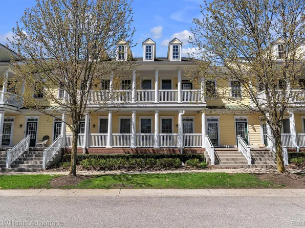 276 Constitution St, Canton, MI 48188