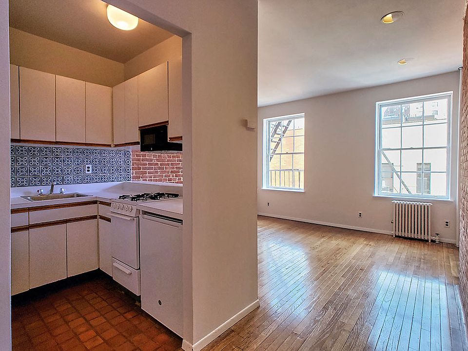1st image of 229 E 96th St APT 4RE