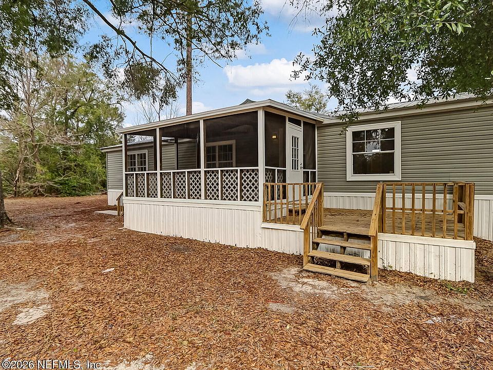 1st image of 549 SW QUAIL RIDGE Court