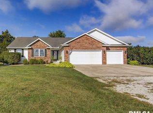 16735 Kennedy Rd, Auburn, IL 62615