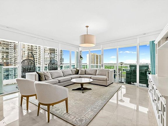 3rd image of 2127 Brickell Ave APT 2005