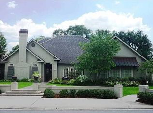 111 Wembley Rd, Lafayette, LA 70503