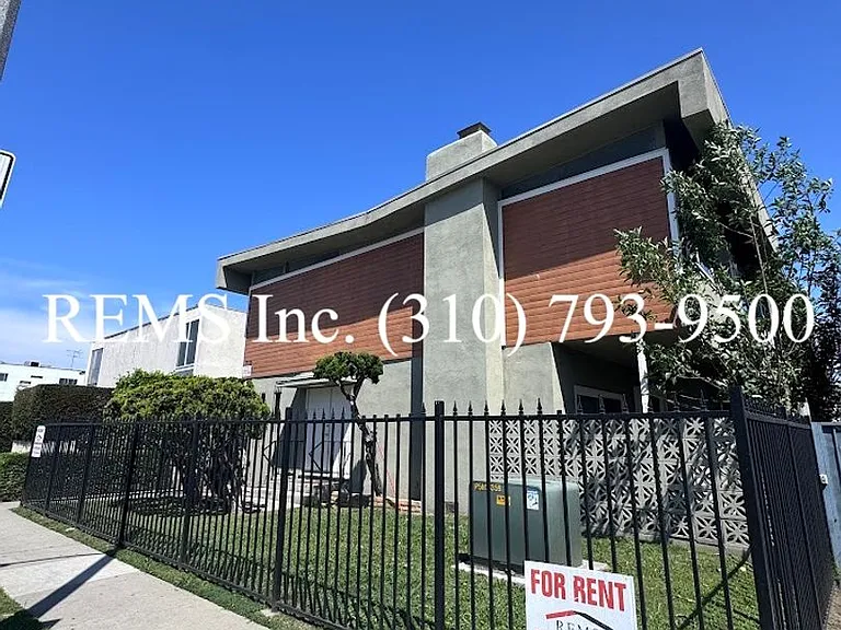 lig01 — Photo 1