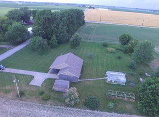 9101 Breese Rd, Breese, IL 62230