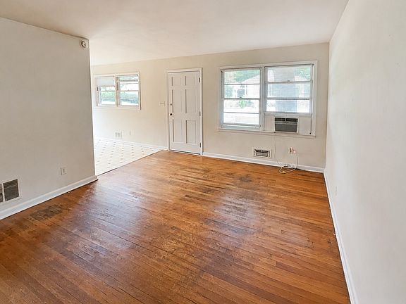 2nd image of 355 Morton Ave