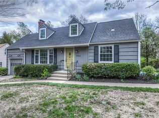 7421 Fontana St, Prairie Village, KS 66208
