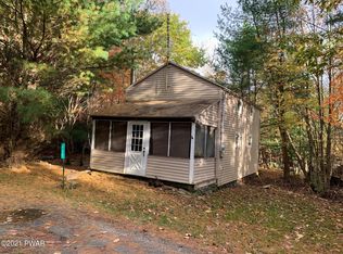 152 Mosier Rd, Dingmans Ferry, PA 18328