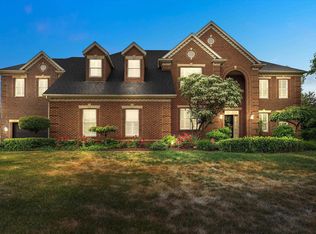 14184 Shoreline Dr, Granger, IN 46530