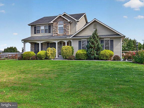 3rd image of 1120 Orrtanna Rd