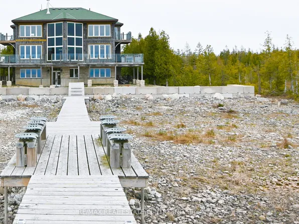 796 Dorcas Bay Rd, Northern Bruce Peninsula, ON N0H 2R0
