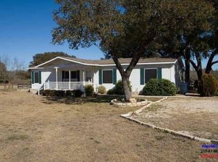 206 E Tomlinson St, Florence, TX 76527